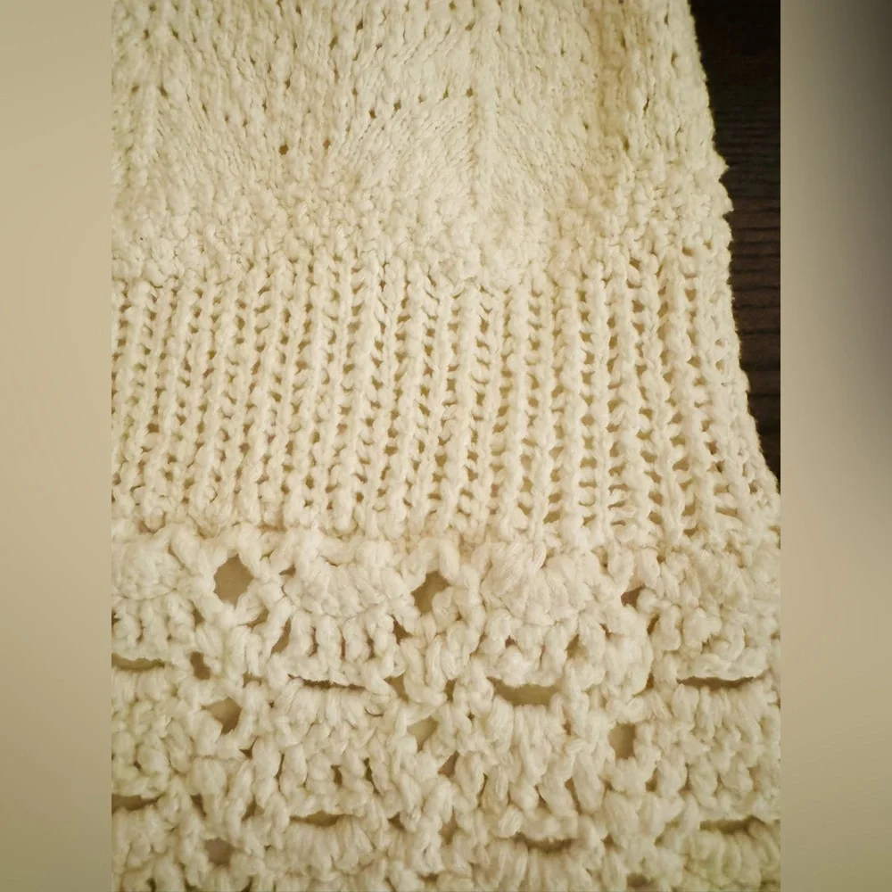 Gianni Bini Mini skirt Size L boutique crochet white Boho cottage cottagecore